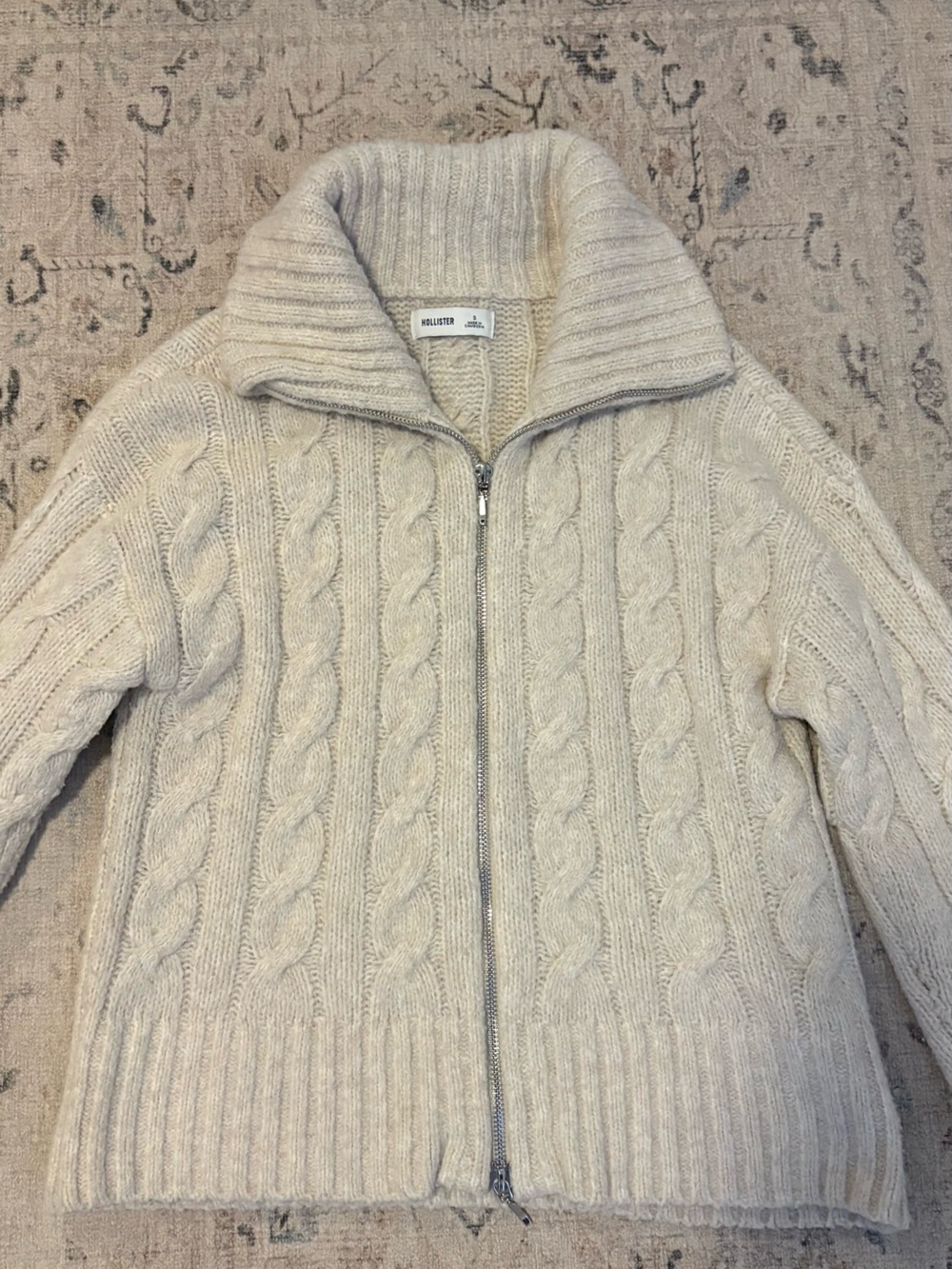 Hollister Cream Cable-Knit Zip-Up Sweater